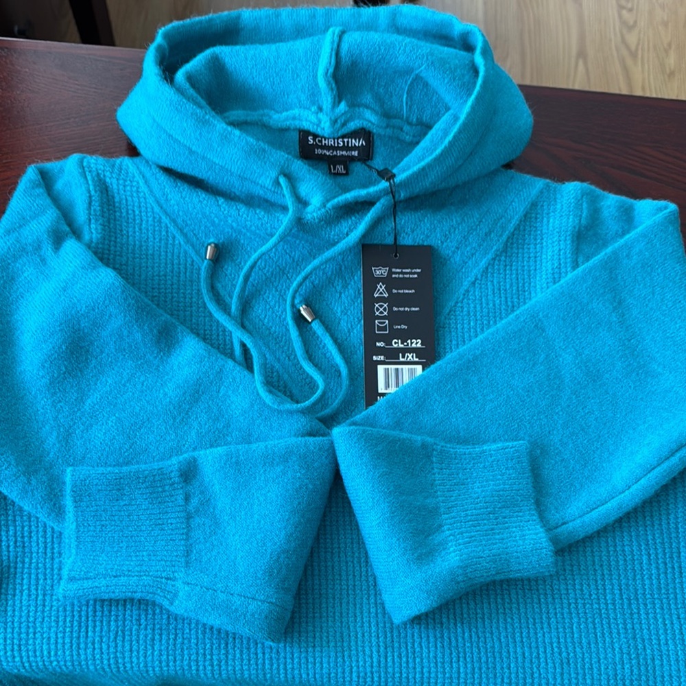 S.Christina 100% cashmere Blue Cozy hooded Pullover Sweater